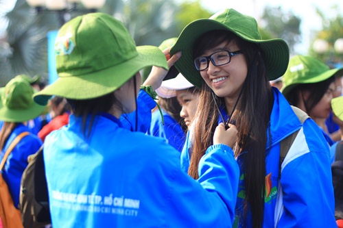 May mũ tai bèo tình nguyện - ảnh 1